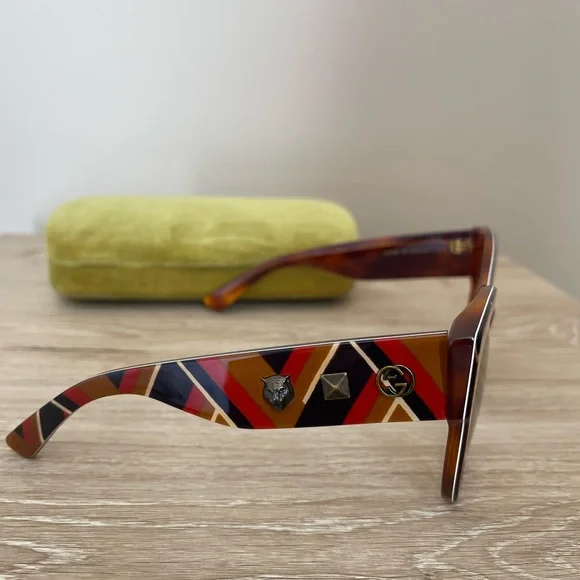 Gucci Sunglasses - Picture 4 of 4